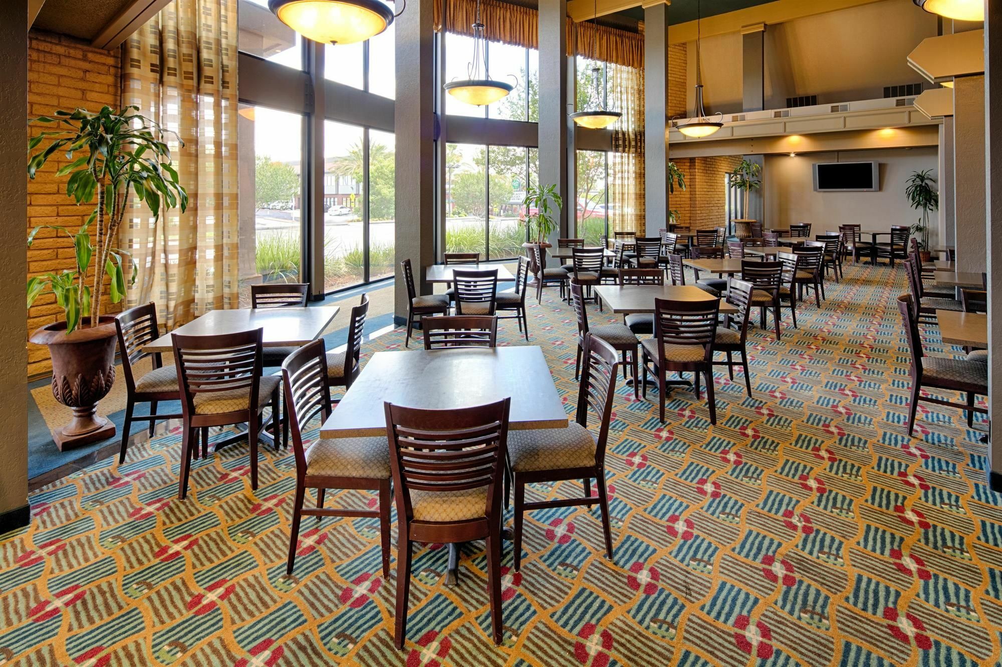 Red Lion Hotel Redding Extérieur photo